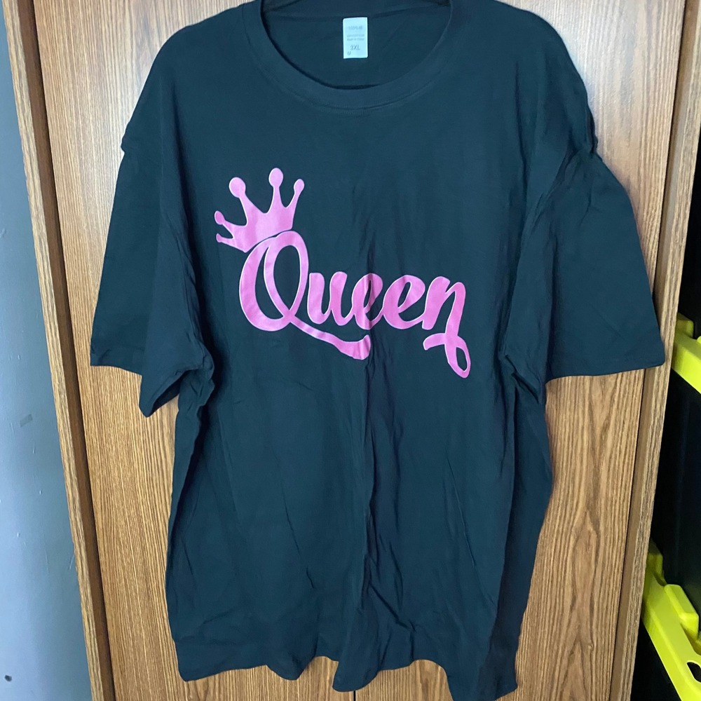 Queen Graphic Tee Women 3XL Black Pink Crown Short Sleeve Shirt